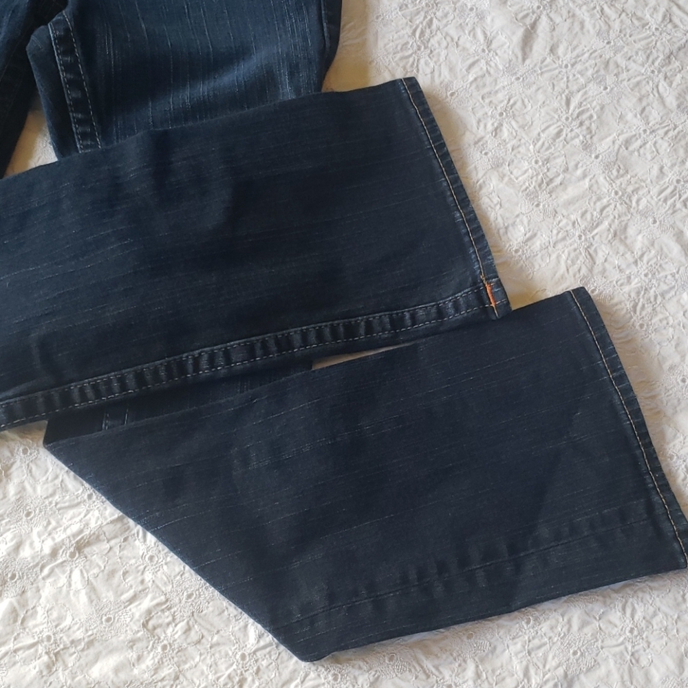 True Religion  dark Wash Women Jeans Boot Cut Size 26P - Picture 3 of 6